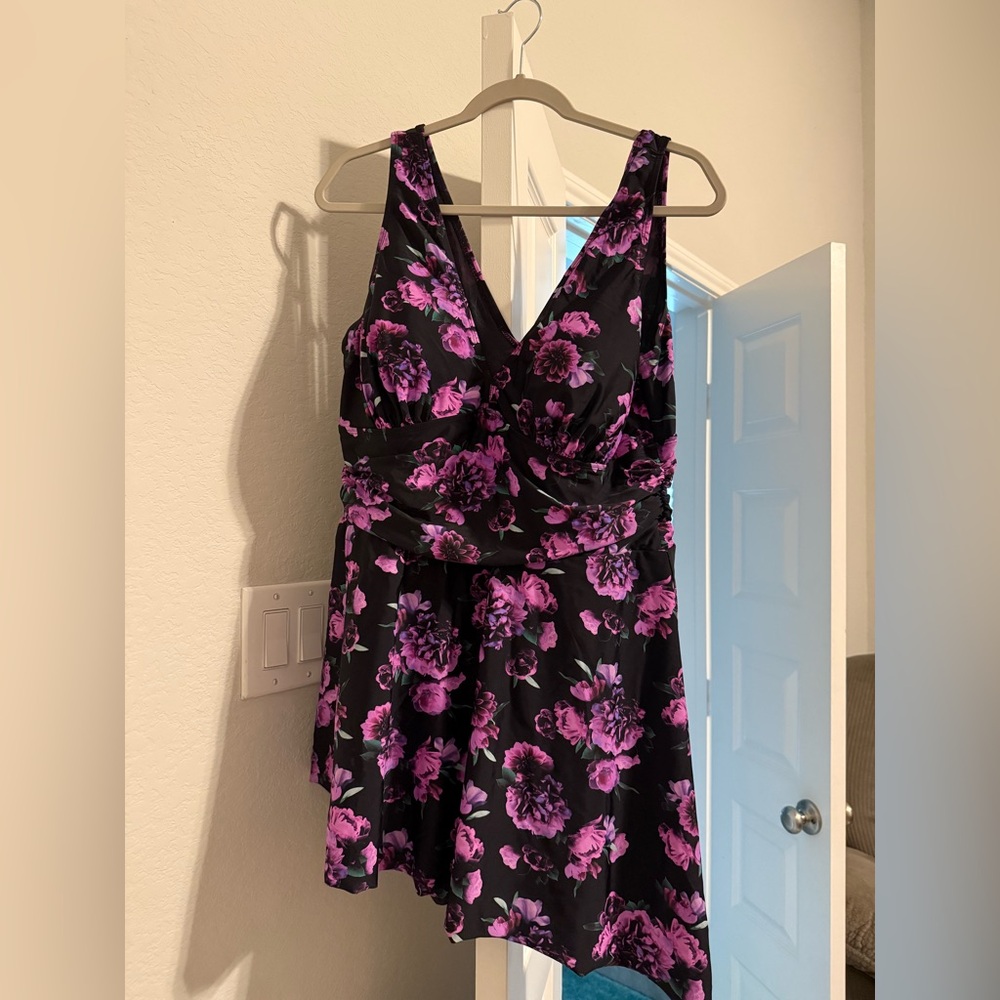 Torrid Swimsuit Dress Size 2